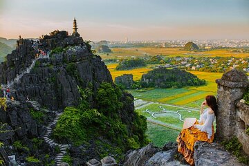 Explore Hoa Lu, Tam Coc/Trang An, and Mua Cave in a full-day tour