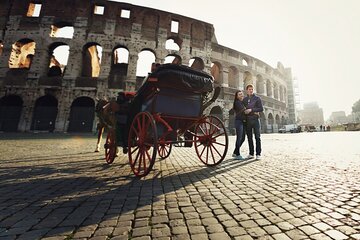 Rome Photoshoot at the Iconic Colosseum 