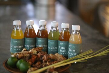 Dapur Usada - Jamu Making Experience