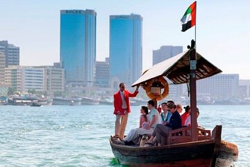 Discover Dubai Sites & Dubai Mall on half day City Tour
