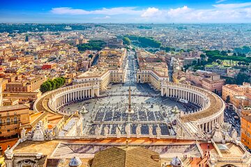 Private transfer: Naples to Rome, 2h Sightseeing Stops