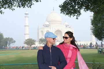 From Delhi - Skip the line Taj Mahal & Agra Fort Same Day Tour