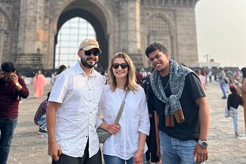 Mumbai City Sightseeing and Elephanta Caves Tour