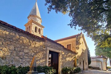 Guided city tour in Opatija 