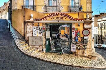Private Porto Tour to Lisbon with stops: Nazare, Obidos & Aveiro