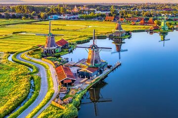 Amsterdam Zaanse Schans and Giethoorn with a Personal Boat