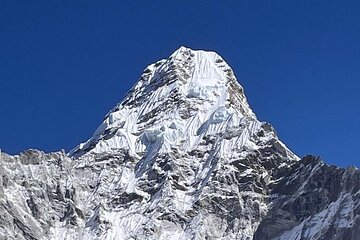 Luxury Ama Dablam Base Camp Trek with Himalayan Experience 
