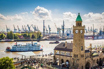 Private transfer from Amsterdam to Hamburg, 2h stop in Osnabruck