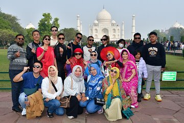 Private Taj Mahal & Agra Day Trip From Delhi with Transfers