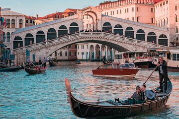 Pearls of Italy: Semi Private Tour in 12 Days