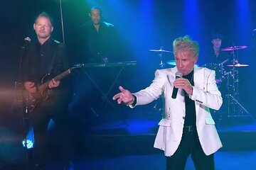 Frankie Valli Tribute: Forever Frankie at the Alexis Park Hotel 