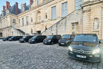 Paris Meet at your destinations with us