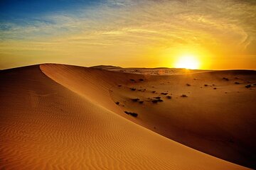 Private Morning Desert Safari with Dune Bashing and Sandboard