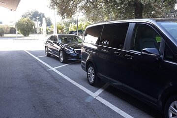 Seamless Departure: Private Transfer between City and FCO Airport