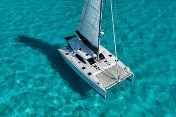 Private Isla Mujeres Catamaran Snorkeling & Open Bar Experience
