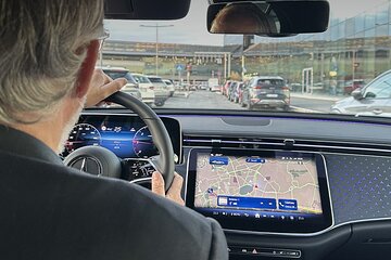 Private Luxury Transfer to the Famous Points of Rome center