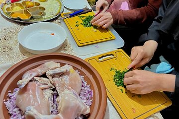 Cooking classes with local family in Marrakech