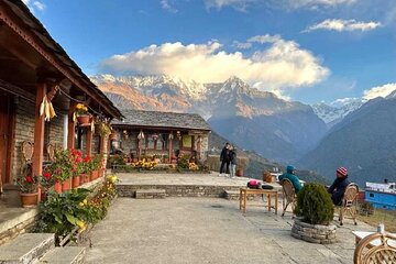 Majestic Views & Mountain Trails: Pokhara 5-Day Poon Hill Treks