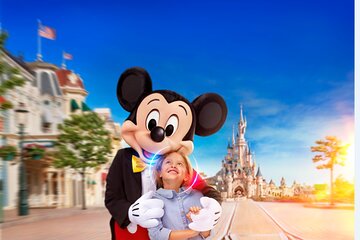 Disneyland® Paris Express Shuttle with Admission Ticket from Central Paris