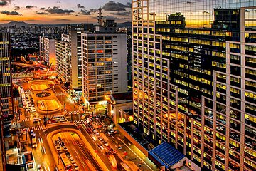 Private Customizable São Paulo City Walking Tour