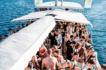 Boom Boat Party Pula – 6-Hour Cruise with DJ, Swim & Afterparty