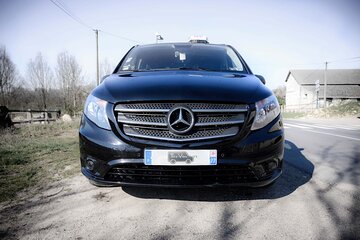 Private Van Transfer from CDG Airport to Disneyland Paris