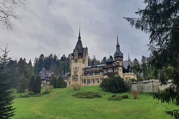 Peles Castle 6-hour Private Tour from Bucharest