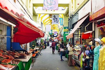 Discover Non-touristy & Secret London with a City Planner