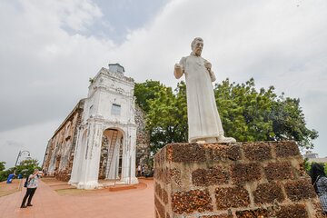 Malacca and Port Dickson Tour with Dragon Cruise