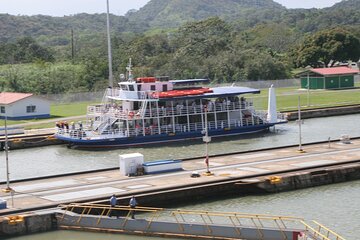Transit the Panama Canal by Boat with Buffet Lunch Included