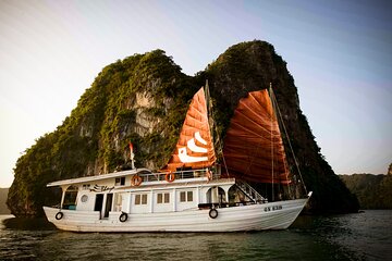 Private Multi Day Tour Halong Bay with Ba Ham Tien Ong Cruise 