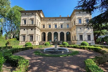 Villa Farnesina Raphael Paintings & Trastevere Guided Tour 