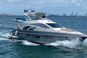 2 Hours Private Yacht Tour in Miami 