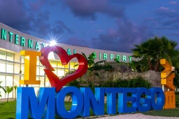 Airport transportation to and from secrets 