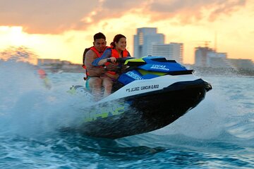 Jet Ski Ride on the Cancun Coast 30 Minutes