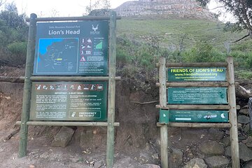 Hike Lions Head in Capetown Sunrise or Sunset