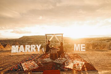 Photoshoot And Marriage Proposal With Balloon View
