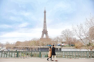 Eiffel Tower: A Dreamy 8+ location 2.5 Hour Photoshoot in Paris