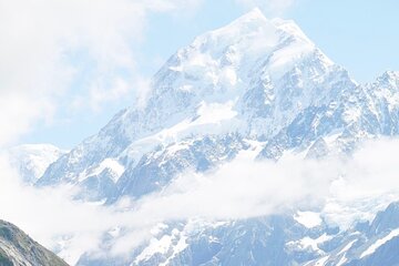Mount Cook Full Day Group Tour via Lake Tekapo from Christchurch