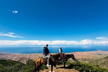 4 Days Issyk Kul & Chon Kemin: Horse Riding and Nomadic Yurt Stay
