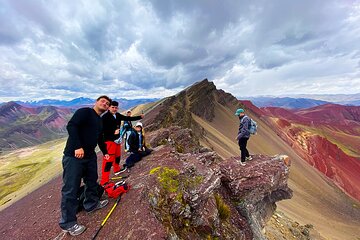 Private Tour Rainbow Mountain And Red Valley Lunch