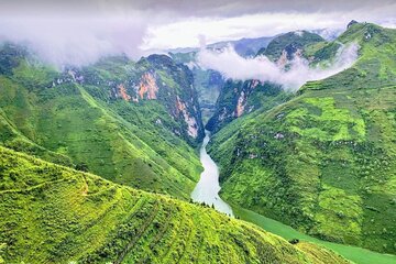 4 Days -3 Night: Ha Giang Loop Group Tour from Hanoi