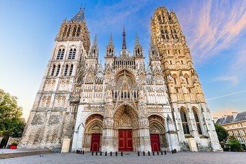Private transfer from Brussels to Le Havre, 2h stop in Rouen