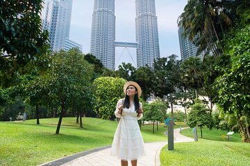 Private Kuala Lumpur Photoshoot Outside Petronas Tower