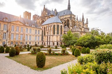 Door-to-Door private transfer from Brussels to Reims