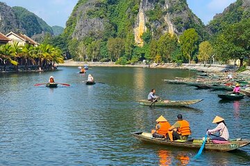 From Hanoi: Luxury Private Tour to Local Family, Tam Coc & Hoa Lu