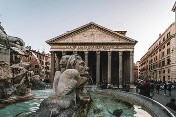 Private Walking Tour Piazzas of Rome 