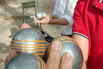 Pétanque in Paris Authentic French Game Adventure