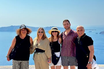 Santorini in 4 Hours: A Private Journey Through Beauty