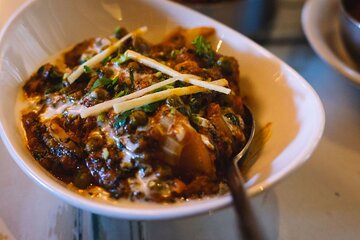 Vegan Food Tour of Edinburgh Old Town